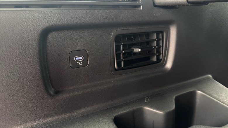 Hyundai SANTA FE 1.6 TGDi Plug-in Hybrid Calligraphy 5dr 4WD Auto Estate